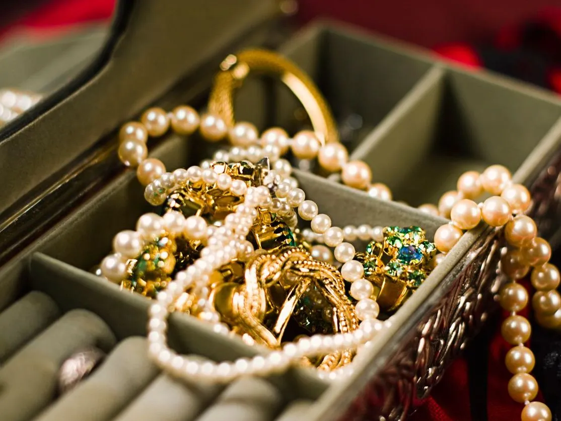 H. Brandt Jewelers Natick, MA