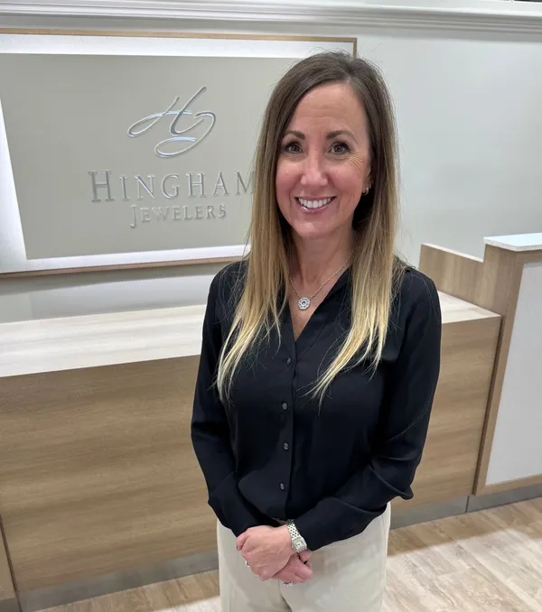 Jen - Sales Associate