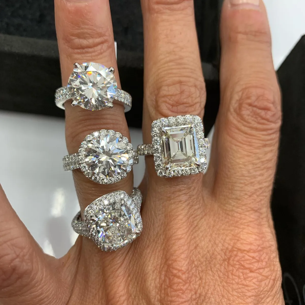 These are the Hottest Jewelry Styles We're Seeing for Fall 2021