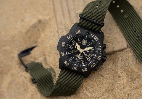 Luminox