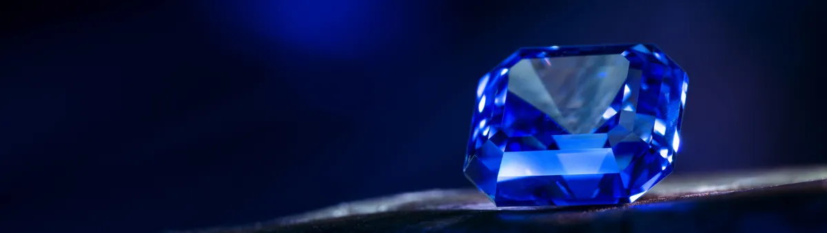 September Birthstone: The Splendid Sapphire (Complete Guide)