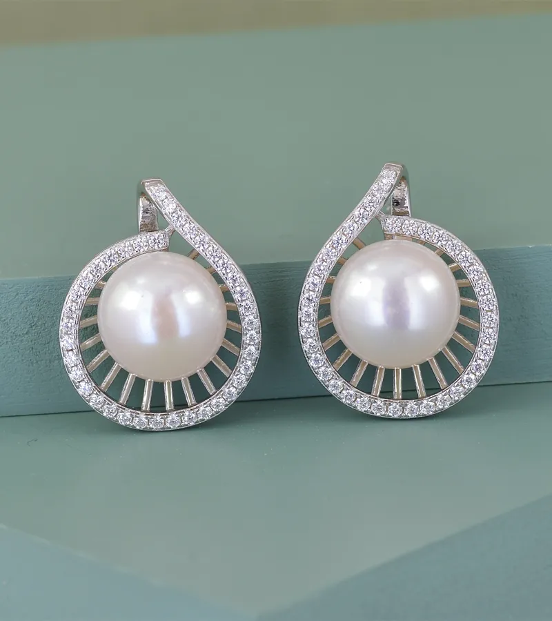 Pearl Jewelry at Holly McHone Jewelers Astoria, OR