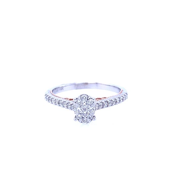 Lab Grown Diamond Engagement Rings: Sparkling Elegance