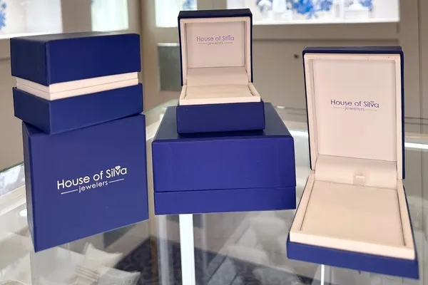 Jewelry Packaging and Gift Wraps