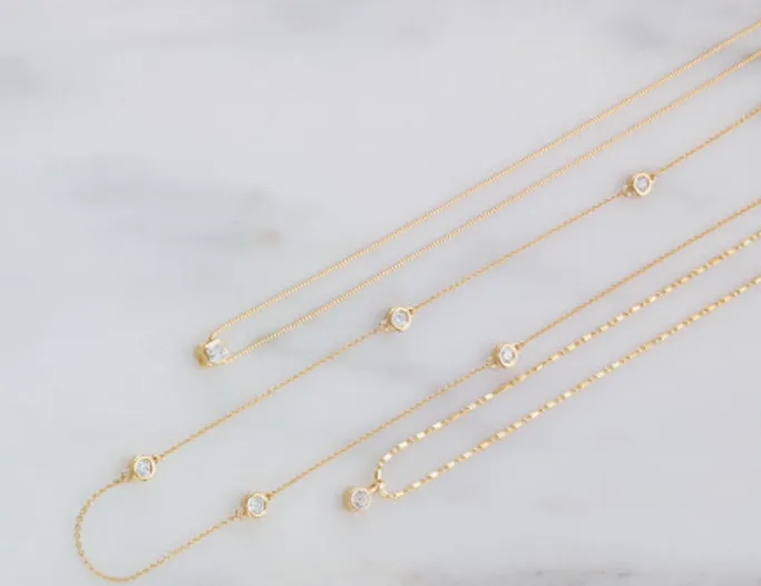 Shimmering Elegance: Diamond Pendant Necklace