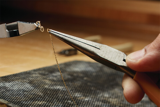 Professional Jewelry Repair Solutions
