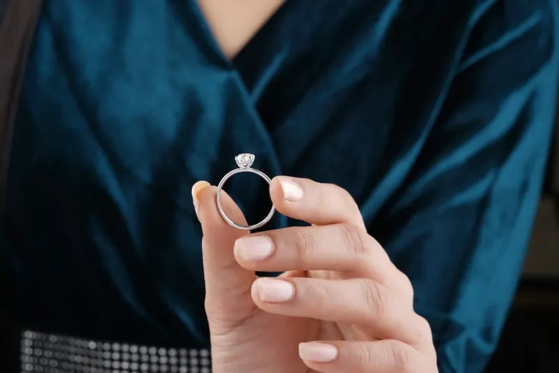 Read article: Permanent Jewelry Tips: Elevate Style with Engagement Rings