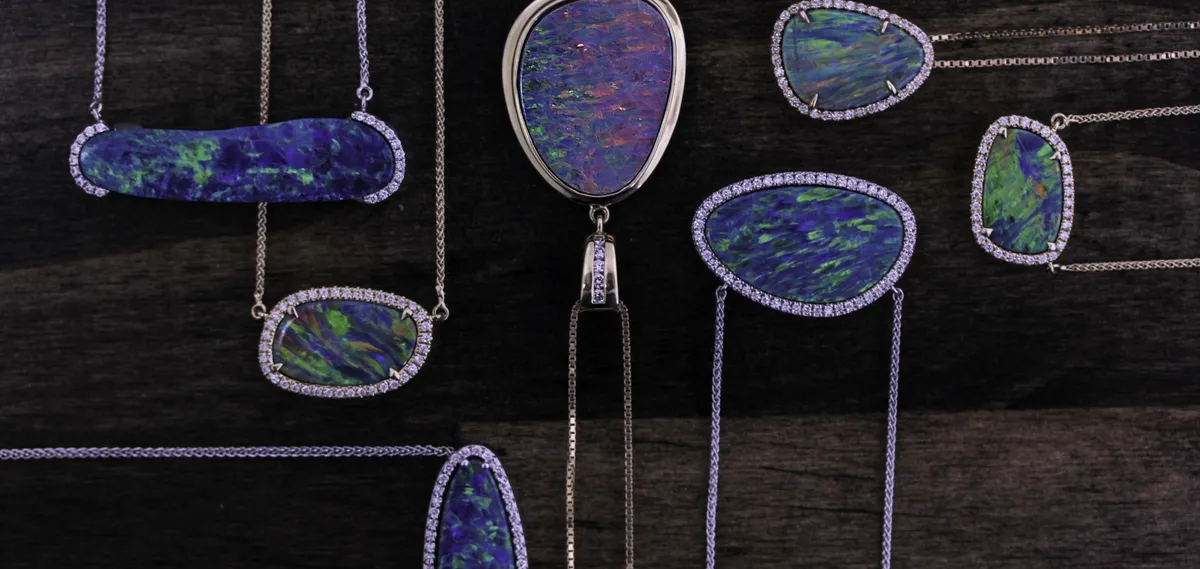 October Birthstone Jewelry: Embrace the Opulent Opal