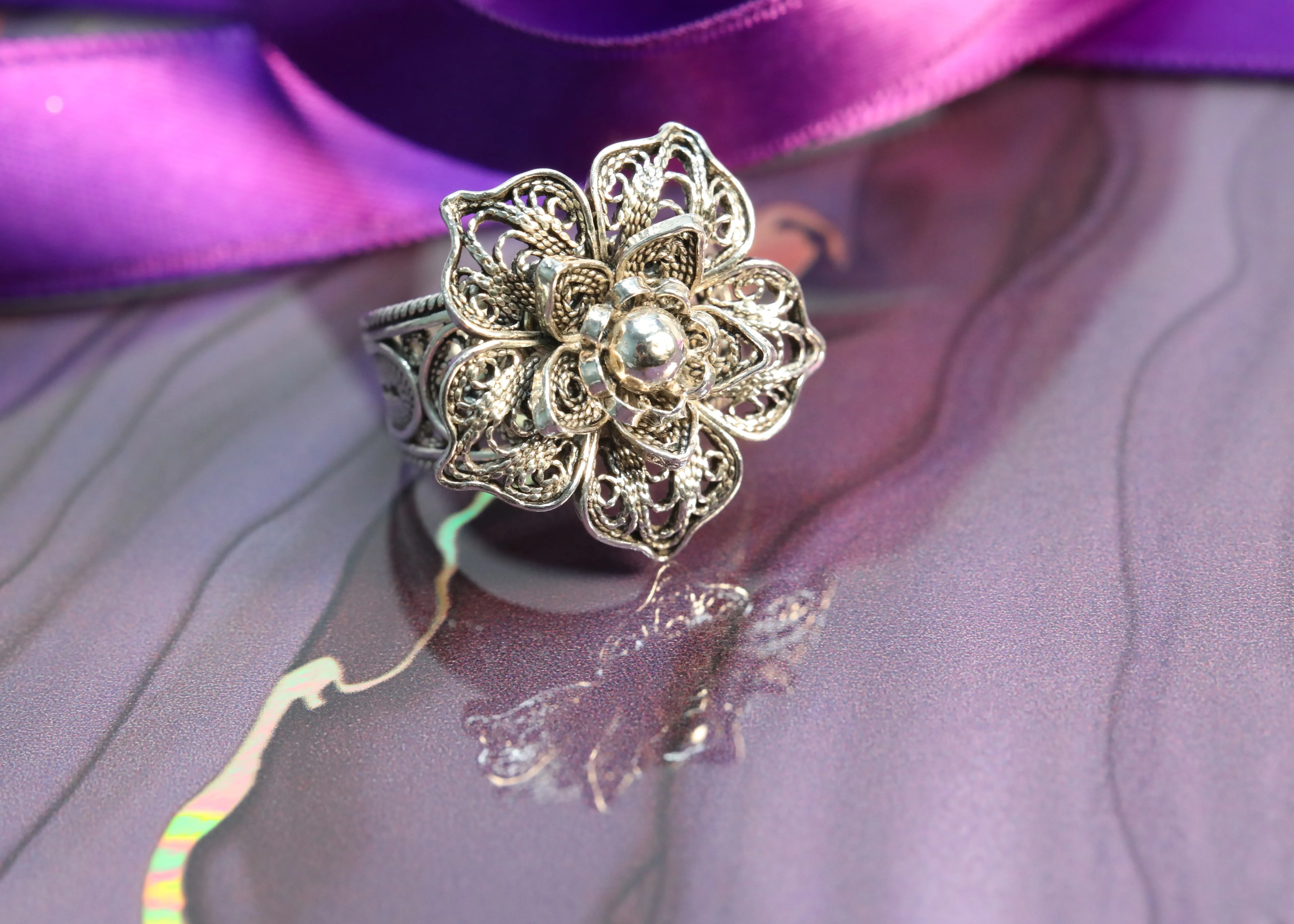 Learn about Estate & Pre-Owned Jewelry image