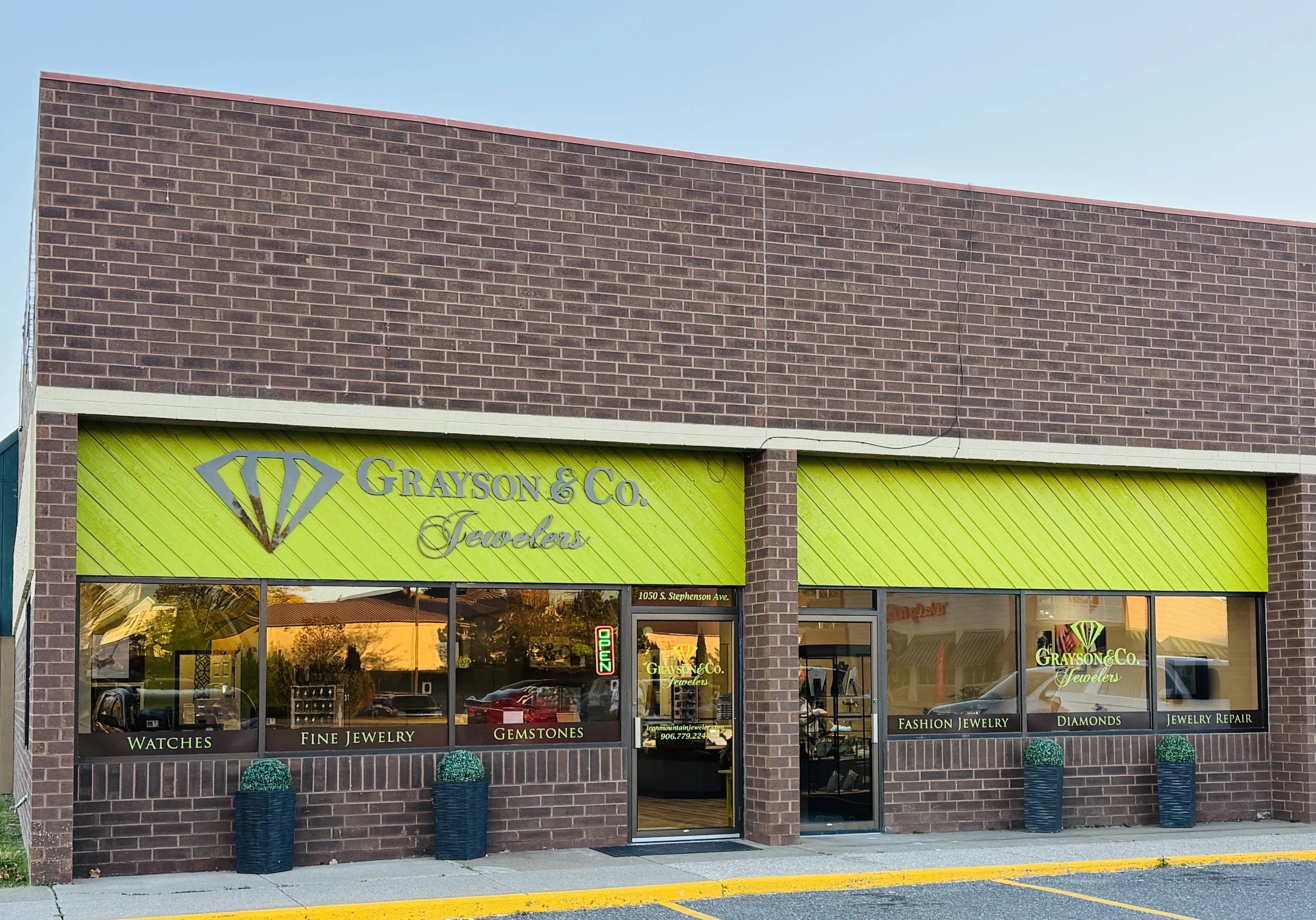 Grayson & Co. Jewelers Iron Mountain, MI