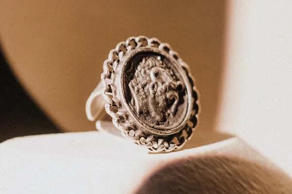 Learn about Jewelry Restoration image