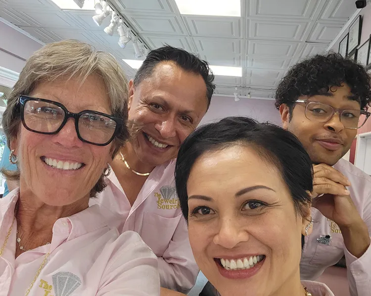 The Jewelry Source team welcomes you with smiles