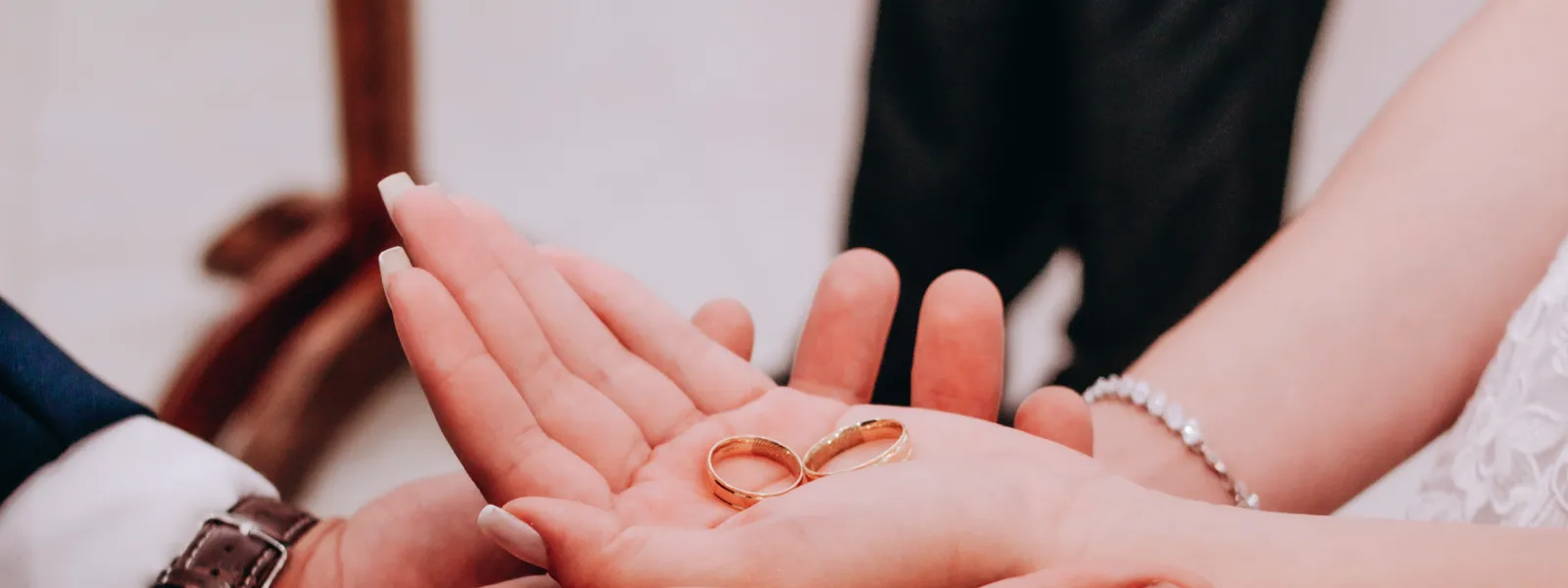 Wedding Bands This banner image is 1600 x 600 pixels on desktop Jewel Smiths Oklahoma City, OK