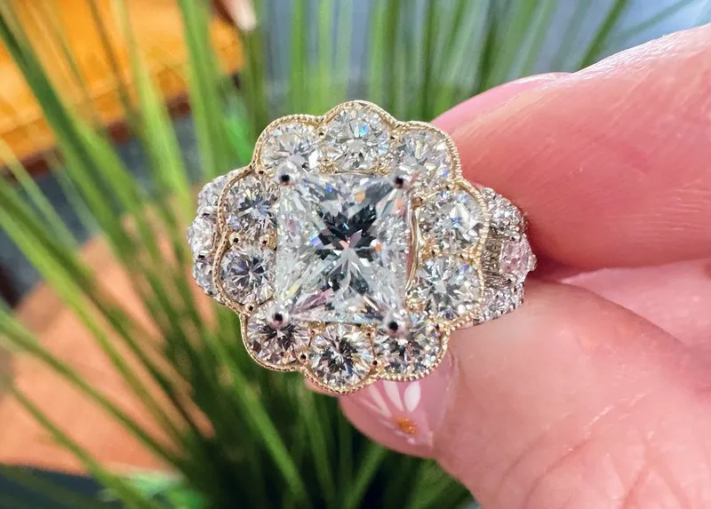 How do you make a square diamond look round? 