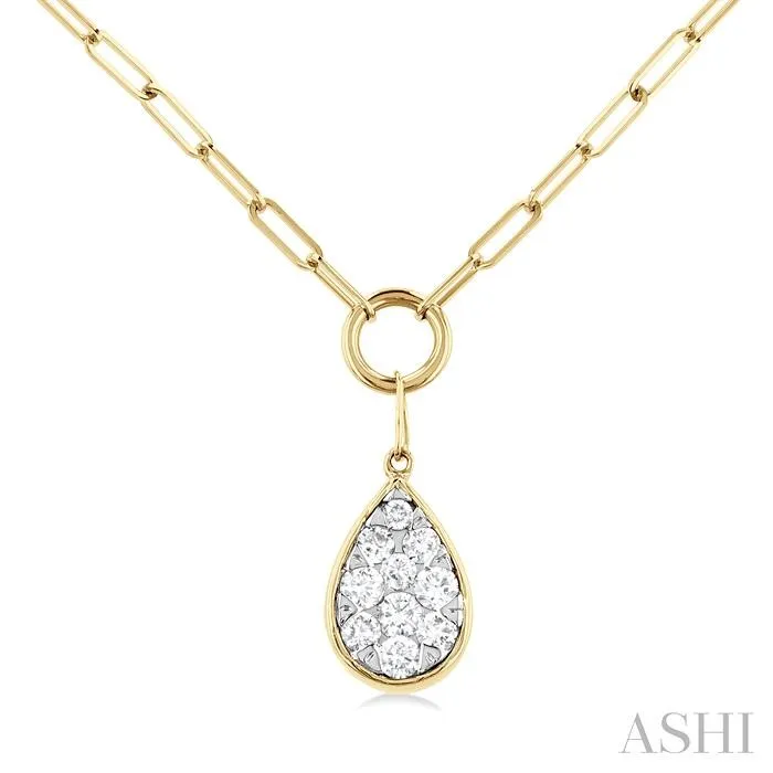 Ashi 0.25 Carat Diamond Pendant &ndash; pear‑shaped cluster on a paperclip chain