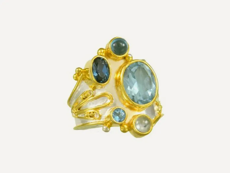 Custom Jewelry Design Lorem ipsum dolor sit amet, consectetur adipiscing elit, sed do eiusmod tempor incididunt ut labore et dol