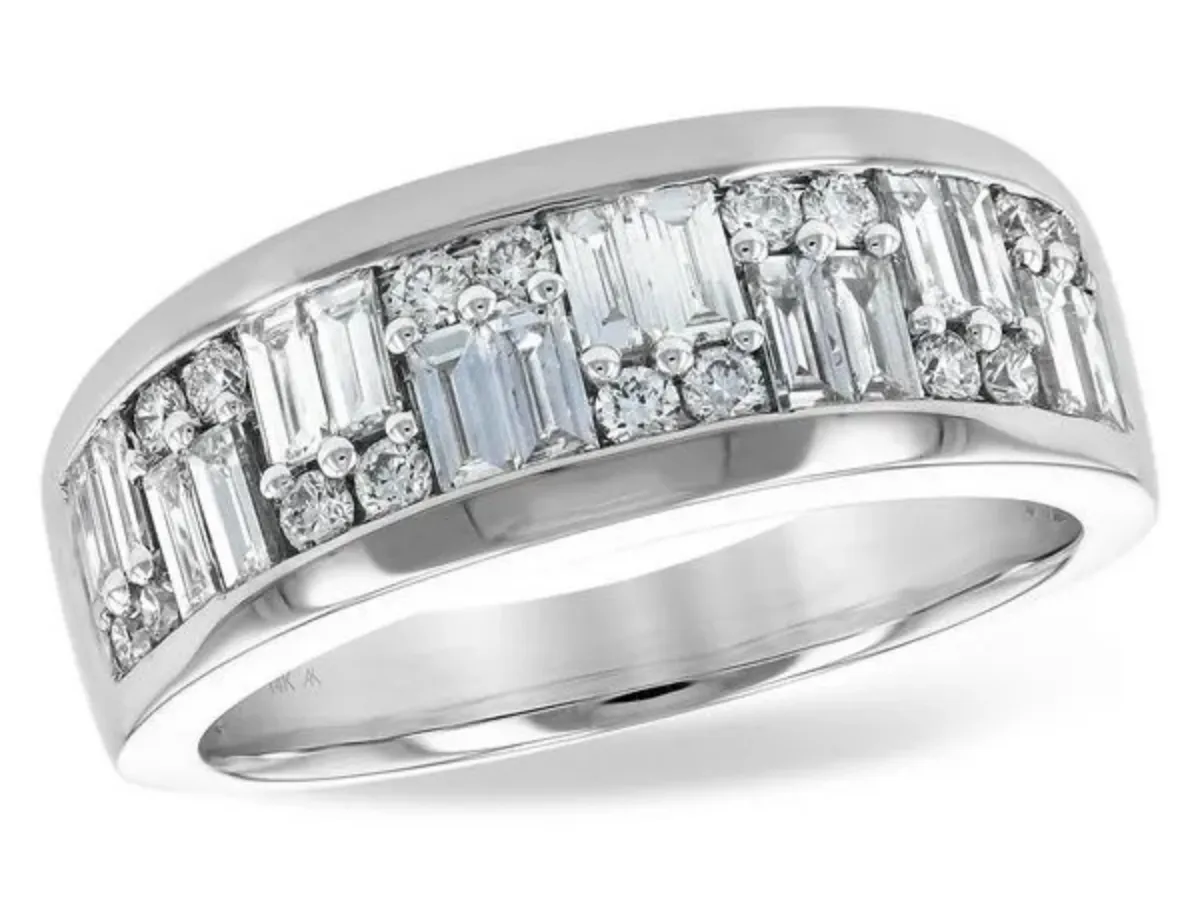 White gold baguette and round diamond band ring