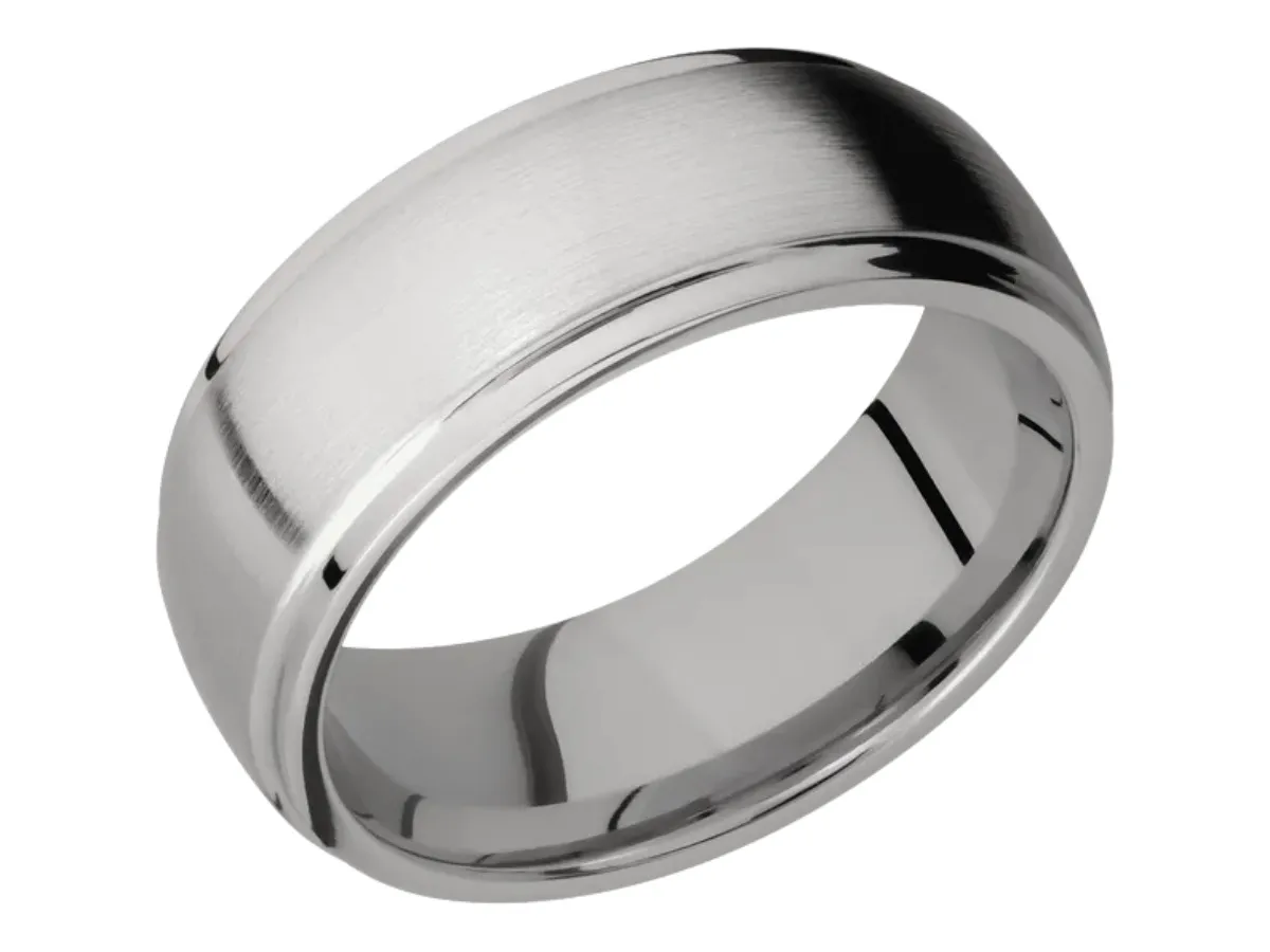Titanium band with brushed edges 2