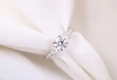 Gold ring with blue gem centerpiece, Stunning Alternative Stones