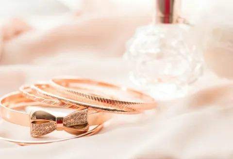 Stunning bangle bracelet for any celebration or event