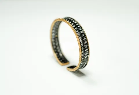 Unique Bangle Bracelet design