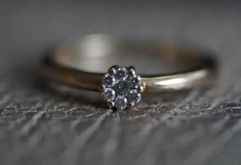 Vintage gold engagement ring with diamonds