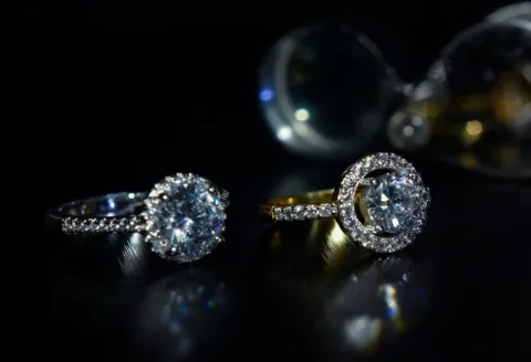 Diamond engagement rings with halo settings