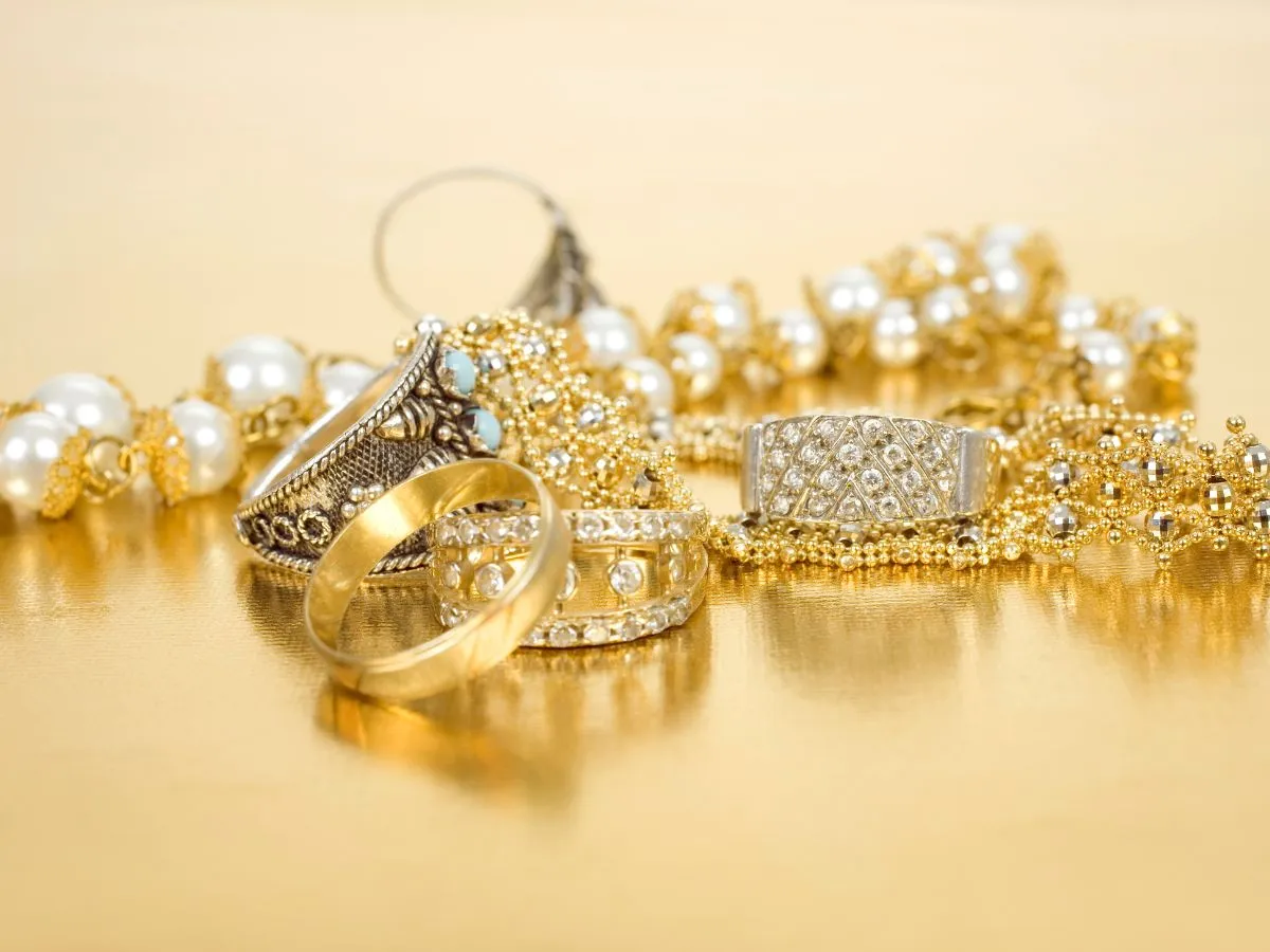 Why Dainty Jewelry Is the Perfect Choice for Effortless Style