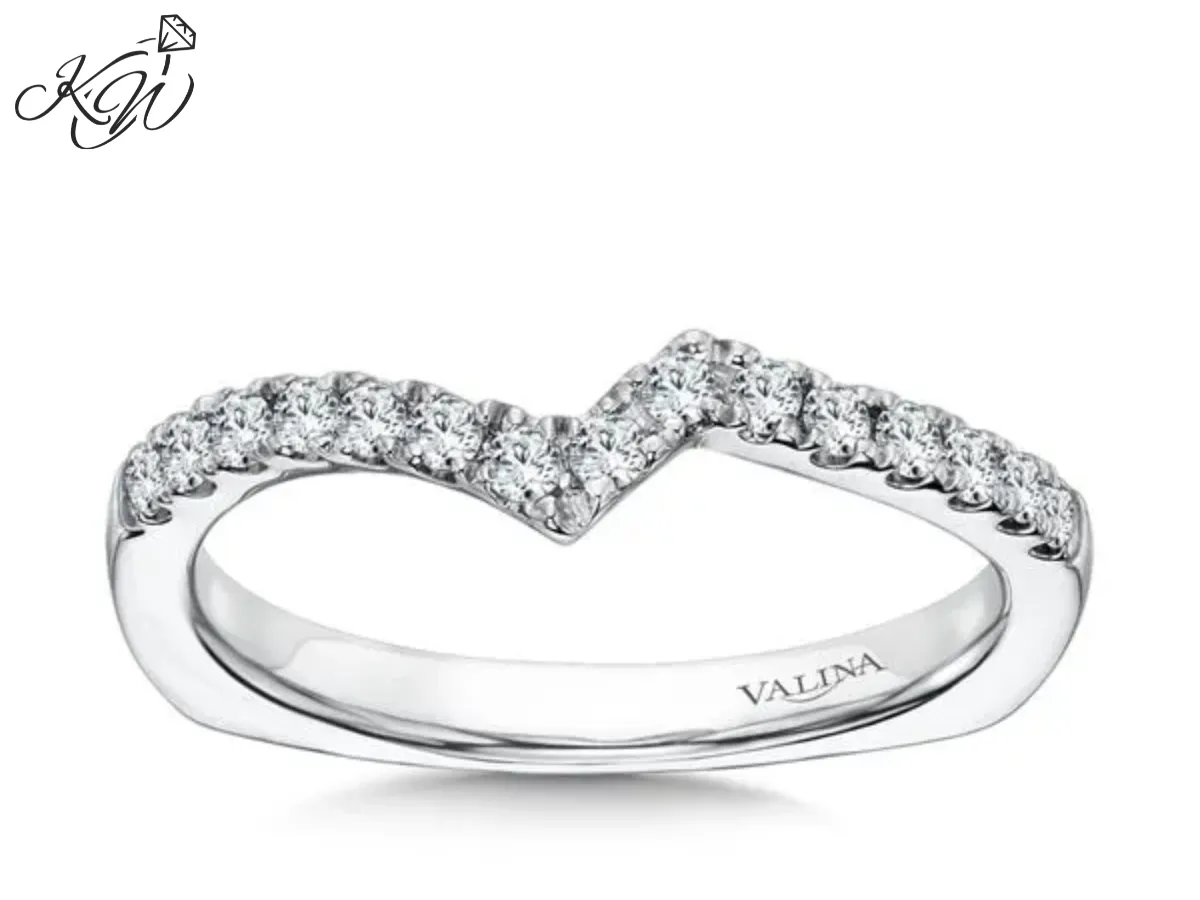 Curved Valina diamond wedding band in white gold