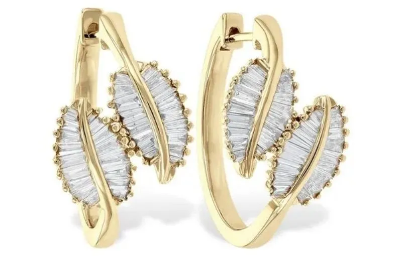 Diamond heart pendant yellow gold necklace