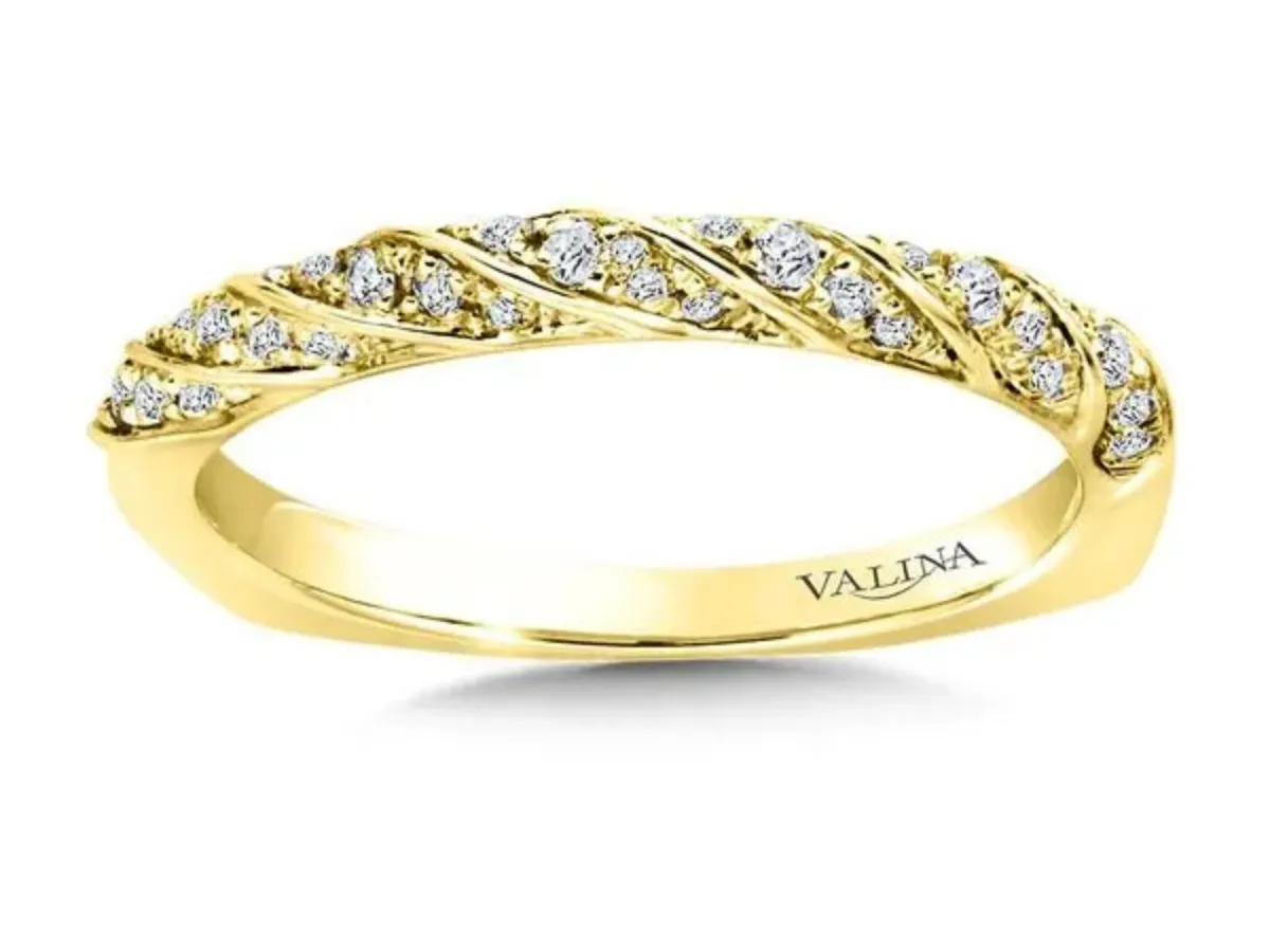 Twisted Yellow Gold Diamond Wedding Band Ring