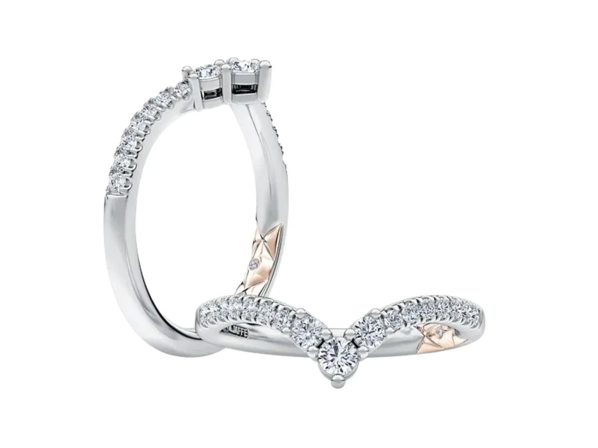 Two-tone diamond engagement ring set with curved band