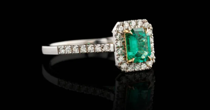 Read article: How to Keep Your Men's Wedding Band Shiny for Years