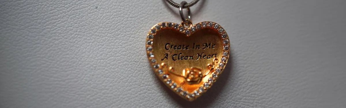 Crafting Memories: The Significance of Custom Jewelry for Special Occasions