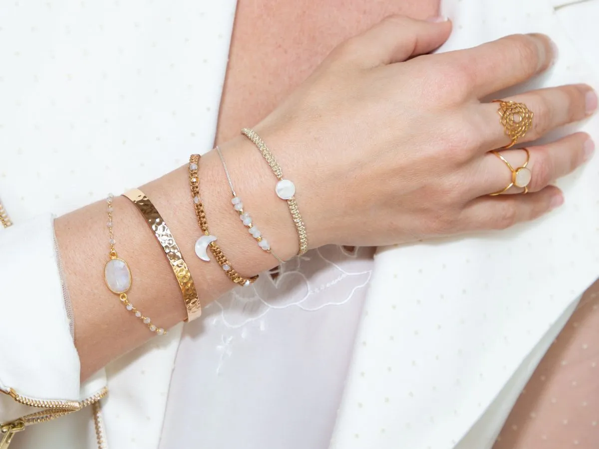 Top Ways to Wear Cute Dainty Bracelets with Any Look