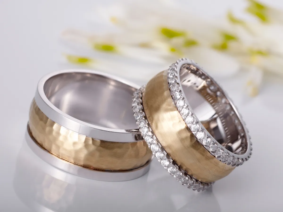 What To Know Before Choosing Mixed Metal Men’s Wedding Bands
