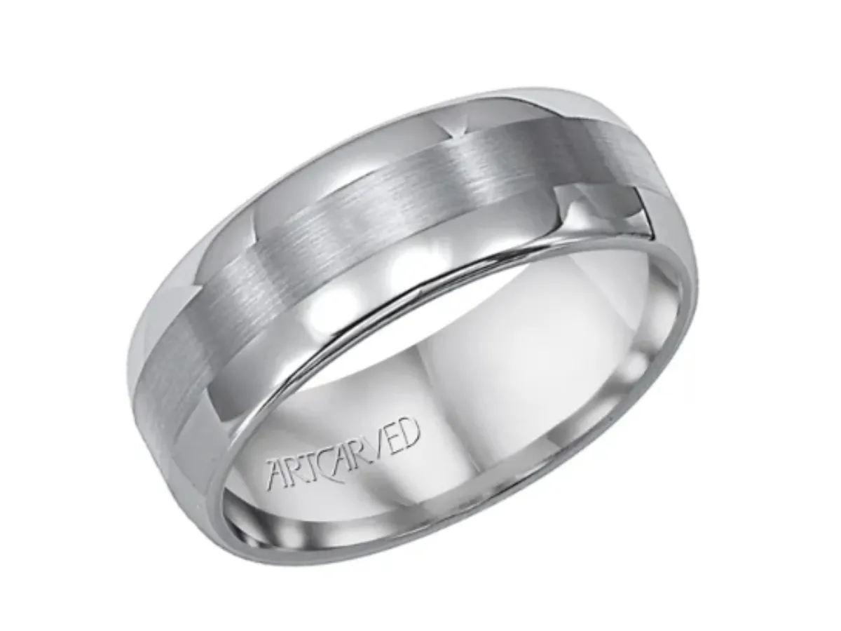 Brushed silver ring with faceted edges