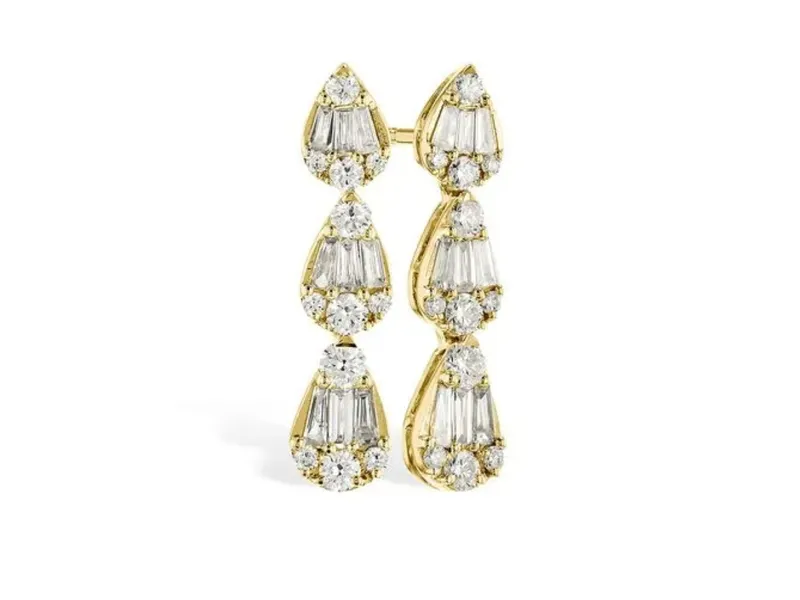 Read article: Bridal Hair and Diamonds: How to Style a Flipped Bob with Diamond Drop Earrings