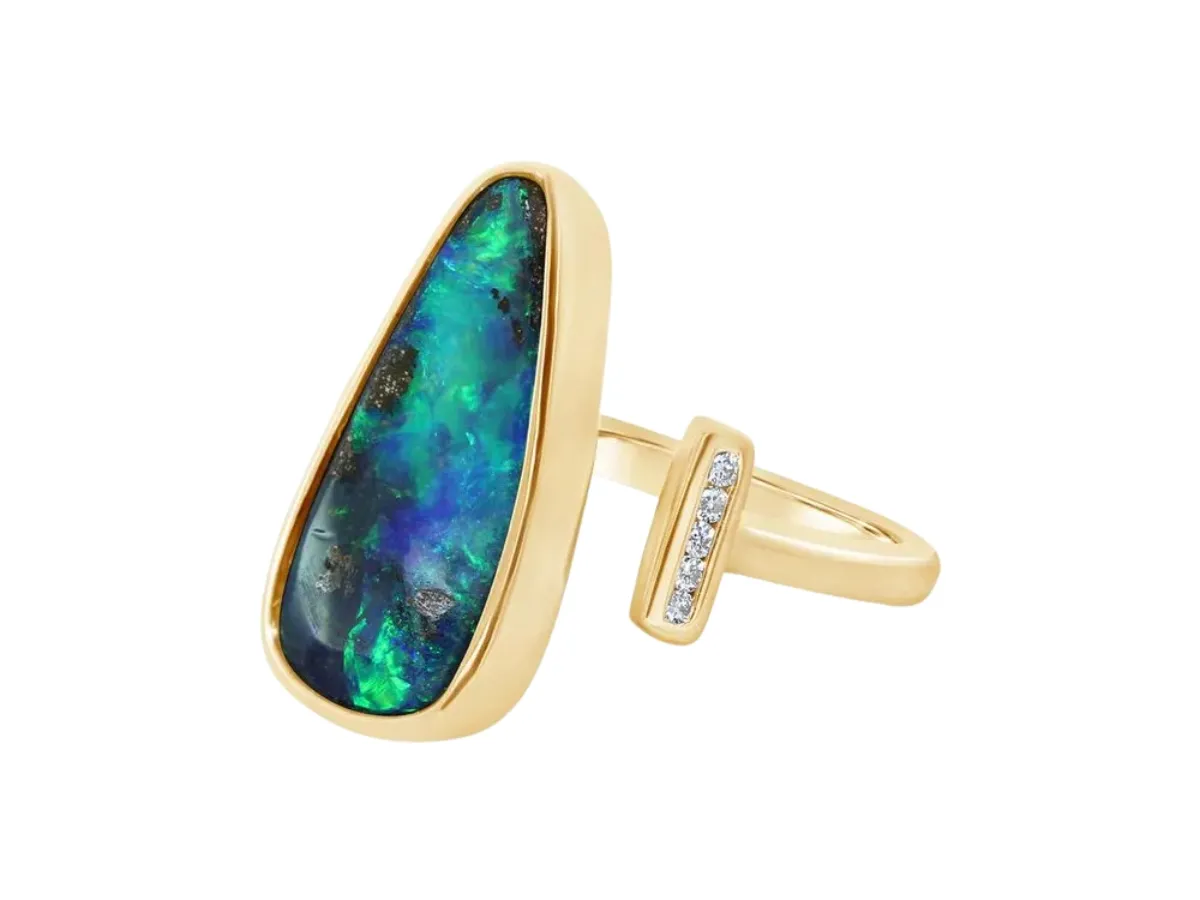 Gold ring with opal and diamonds