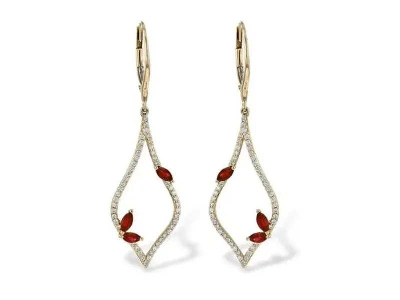 Read article: The Definitive Guide to Holiday Jewelry Gifts for Her