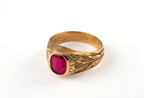 Exclusive Ken Walker Jewelry Rings