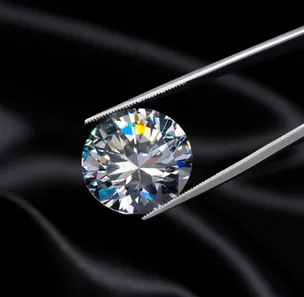 Detailed diamond inspection service by experts