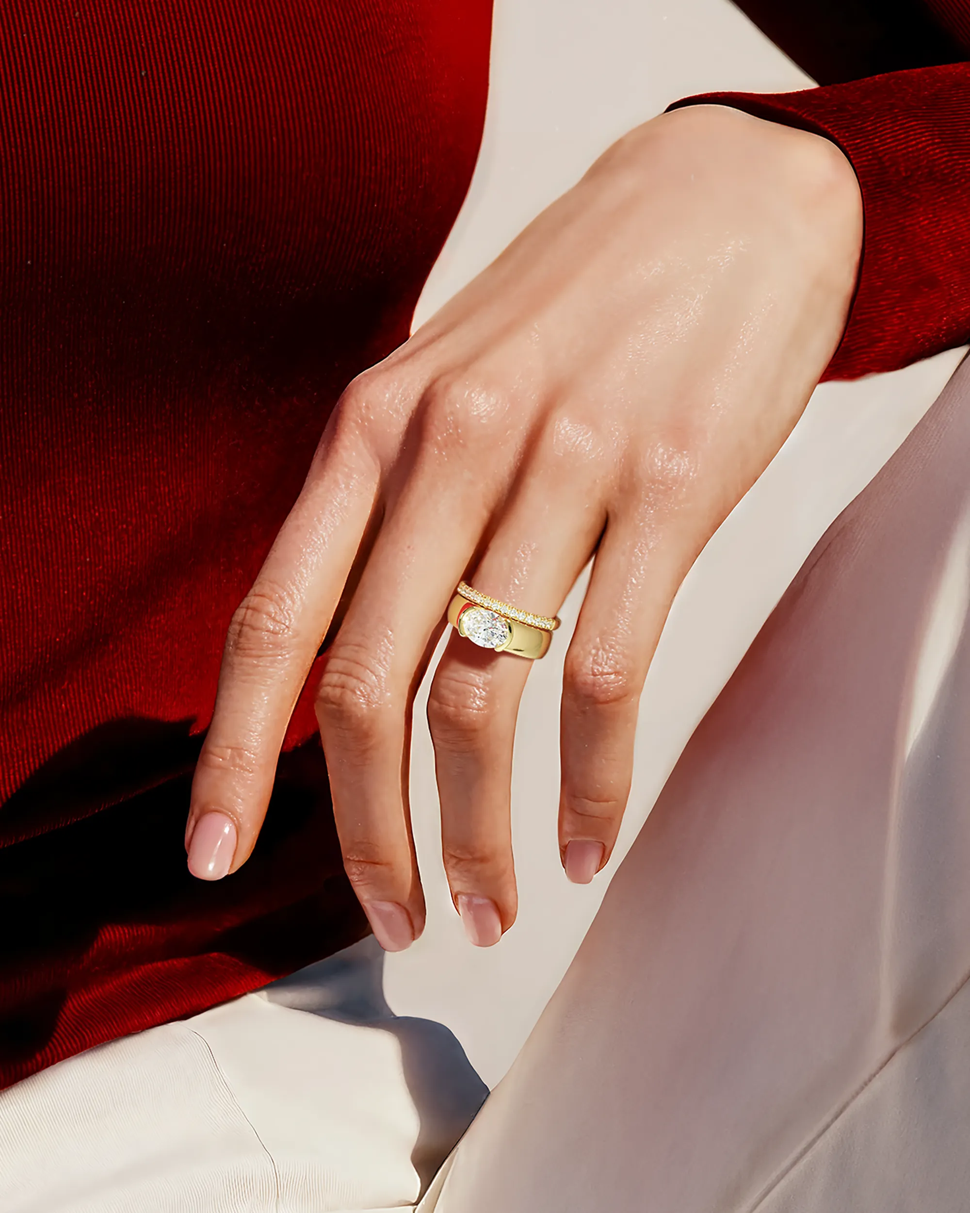 Noam Carver Noam Carver is a sculptor, designer and goldsmith whose jewelry unites classic and contemporary motifs from around the world. &nbsp;Shop Noam Carver at Kevin's Fine Jewelry. Kevins Fine Jewelry Totowa, NJ