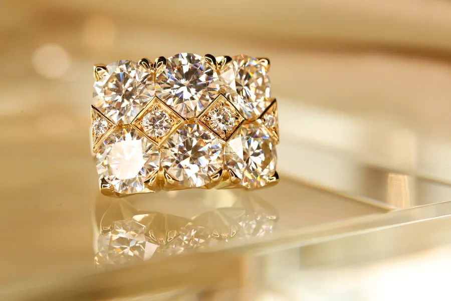 Jewelry appraisal