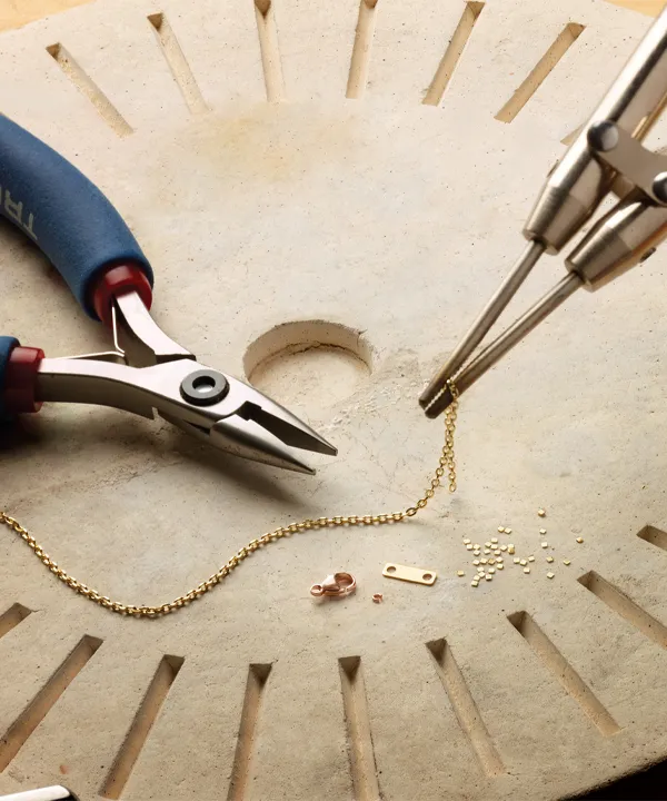 Read article: The Allure of Custom Jewelry: Crafting Personal Stories into Timeless Pieces