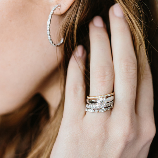 A Guide on Taking the Perfect Engagement Ring Selfie | Forevermark