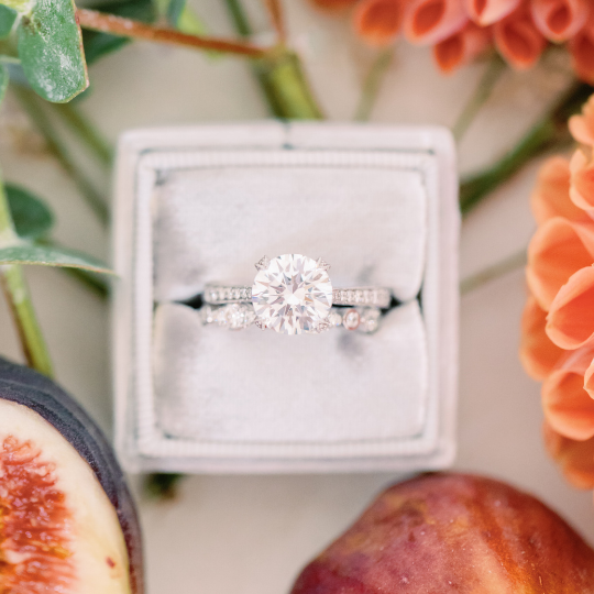 Rings of love | Wedding rings photos, Wedding ring photography, Engagement  ring photography