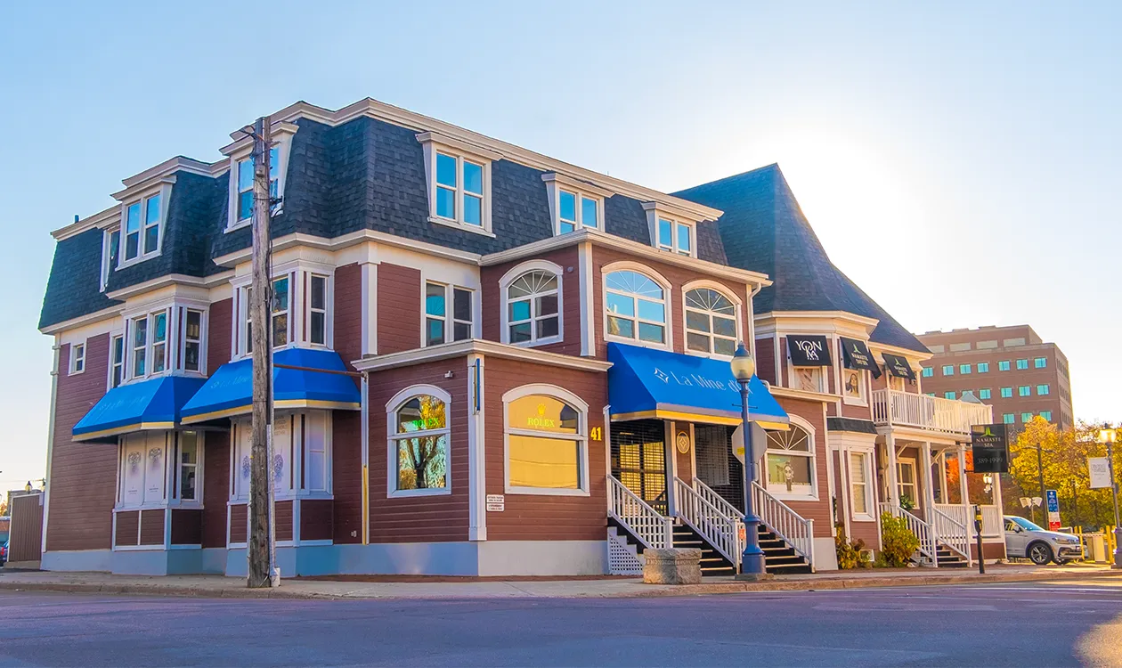 La Mine d'Or Jewellery Store New Brunswick & Nova Scotia