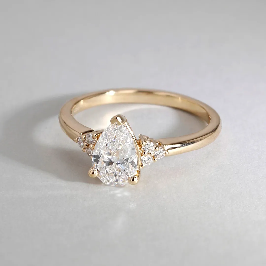 Custom Engagement Ring Design at La Mine d'Or Moncton, NB and Halifax, NS