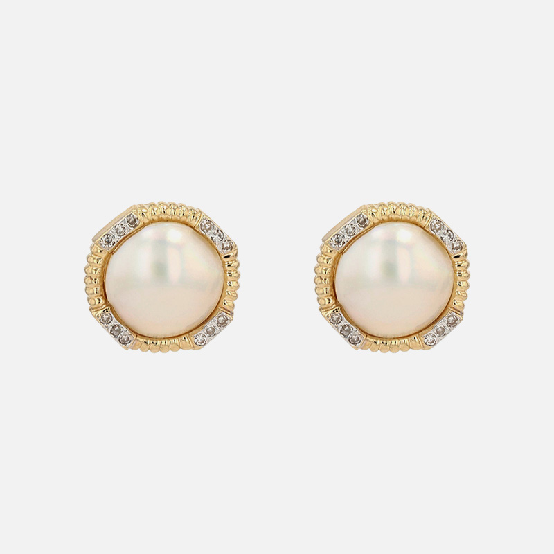 Shop Gold Earrings and Diamond Earrings at La Mine d'Or Moncton, NB and Halifax, NS 